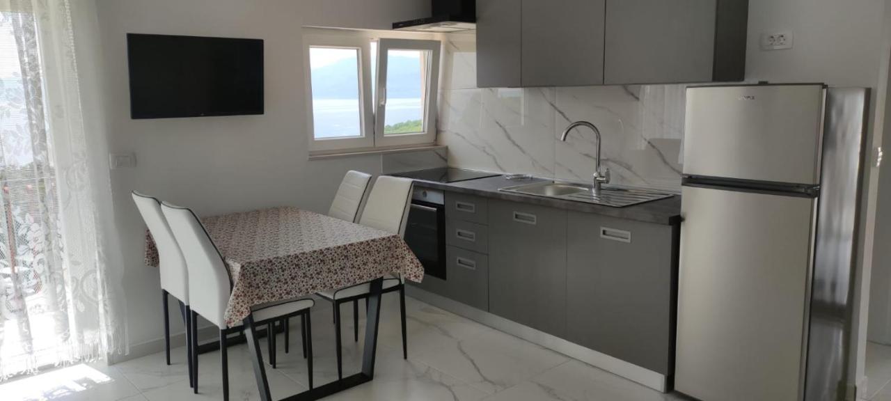 Apartments Inbox Kostrena Exteriör bild